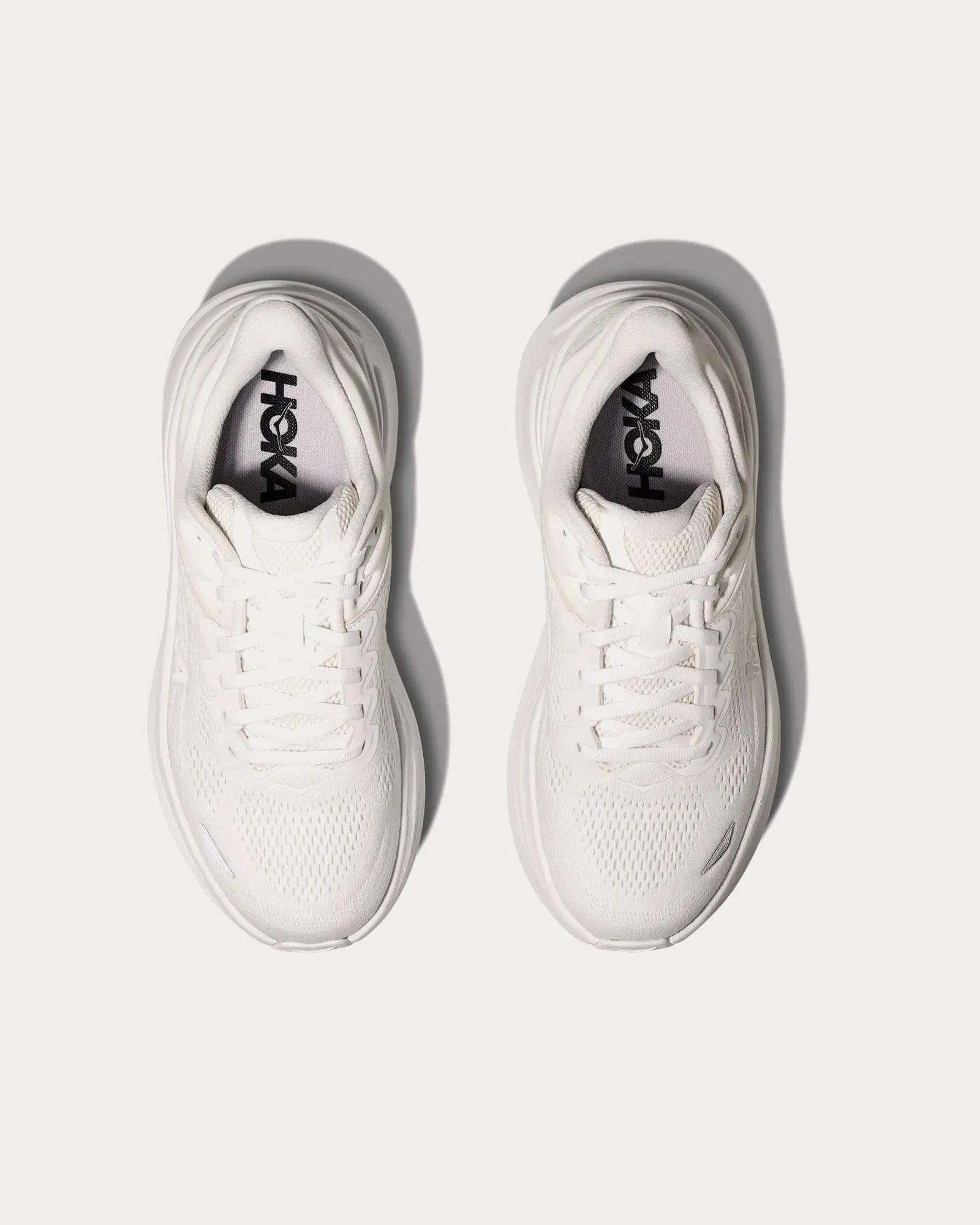 Bondi 9 White / White Running Shoes