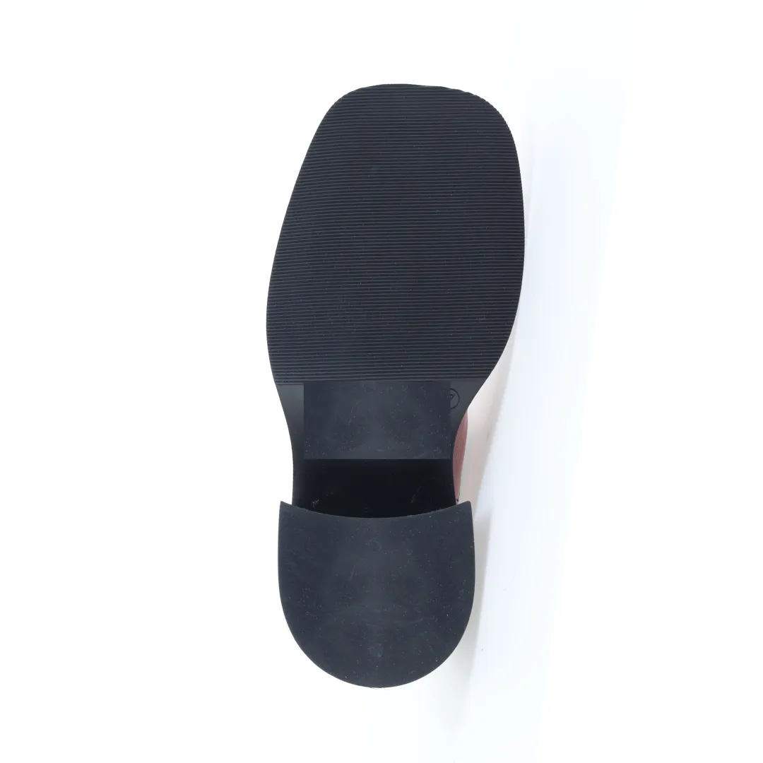 Flora Chelsea Boot