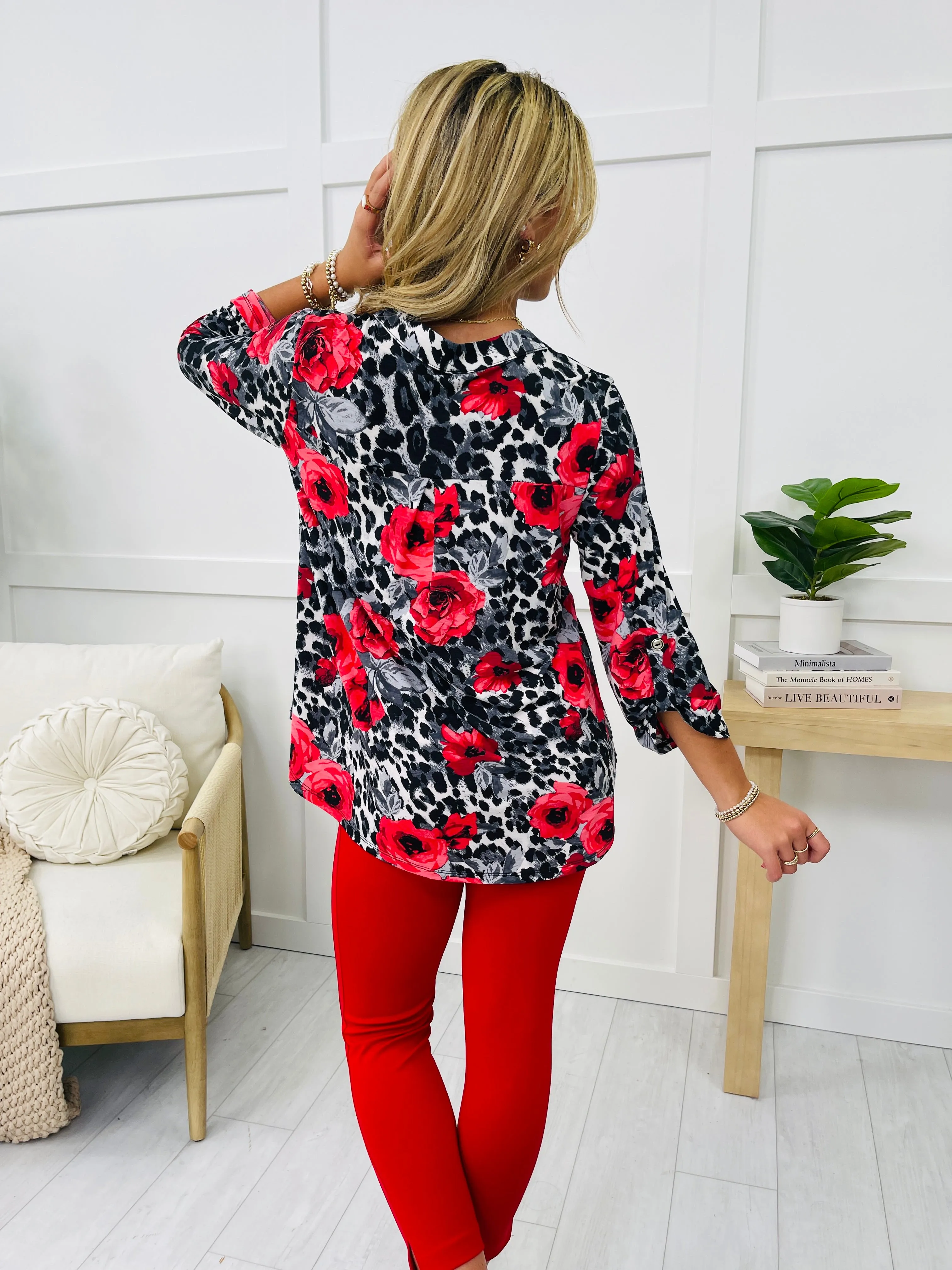 REG/CURVY Ready For Action Top