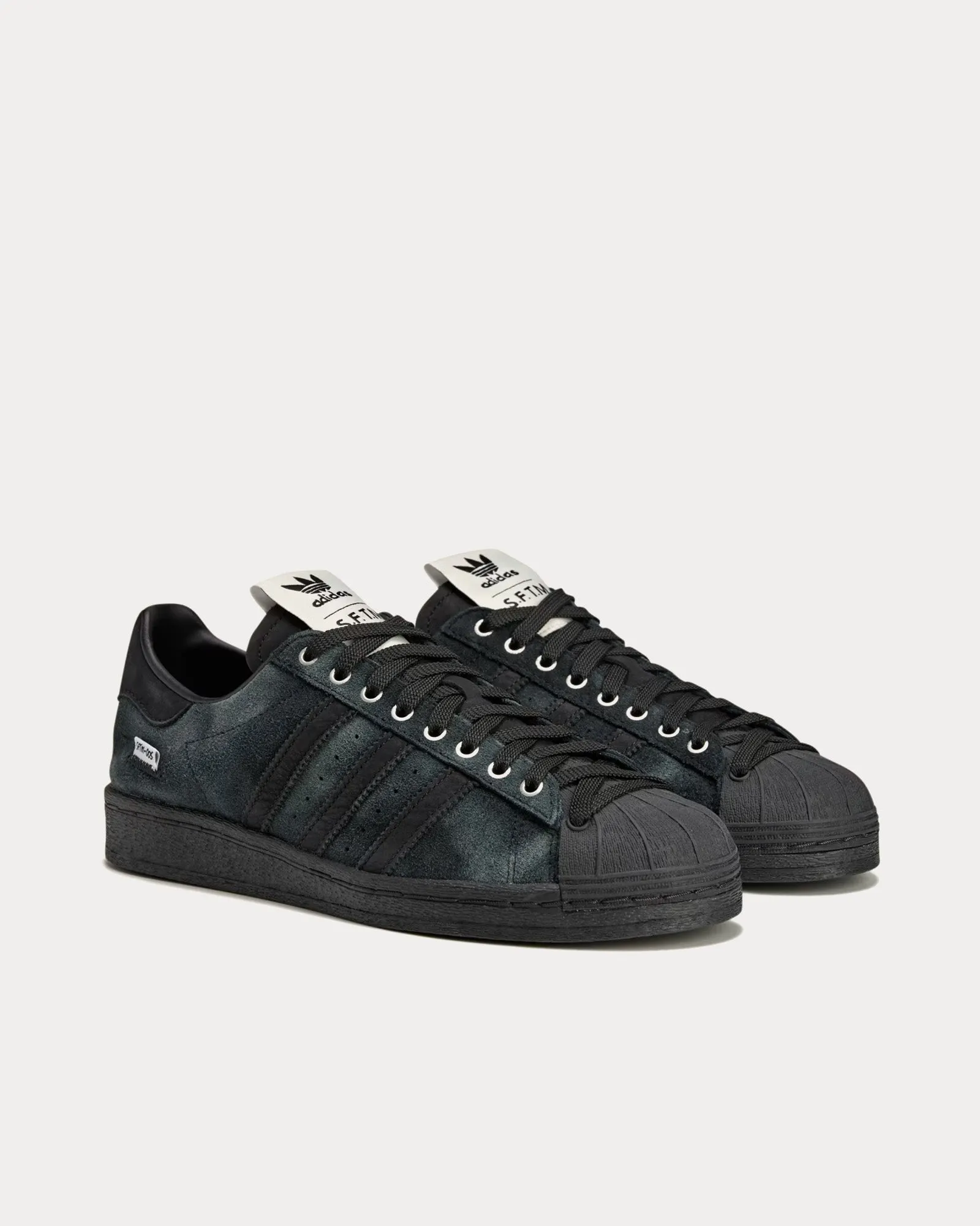 Superstar_SFTM_SS25 Core Black / Core Black / Cream White Low Top Sneakers