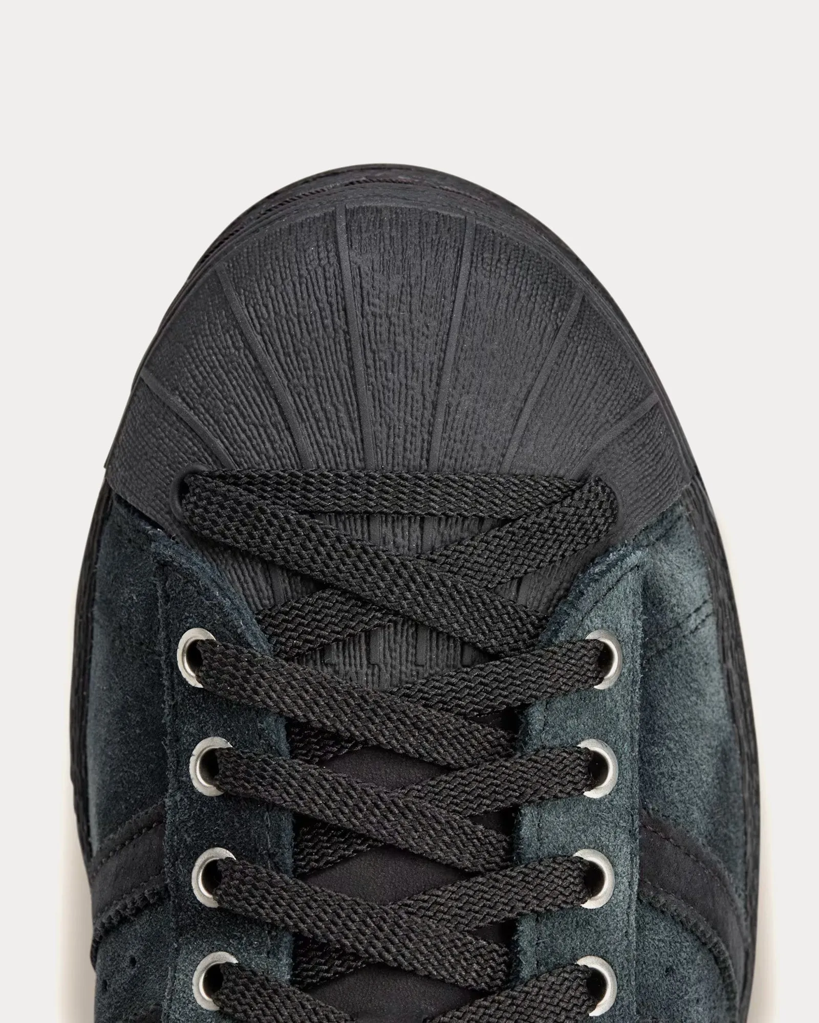 Superstar_SFTM_SS25 Core Black / Core Black / Cream White Low Top Sneakers