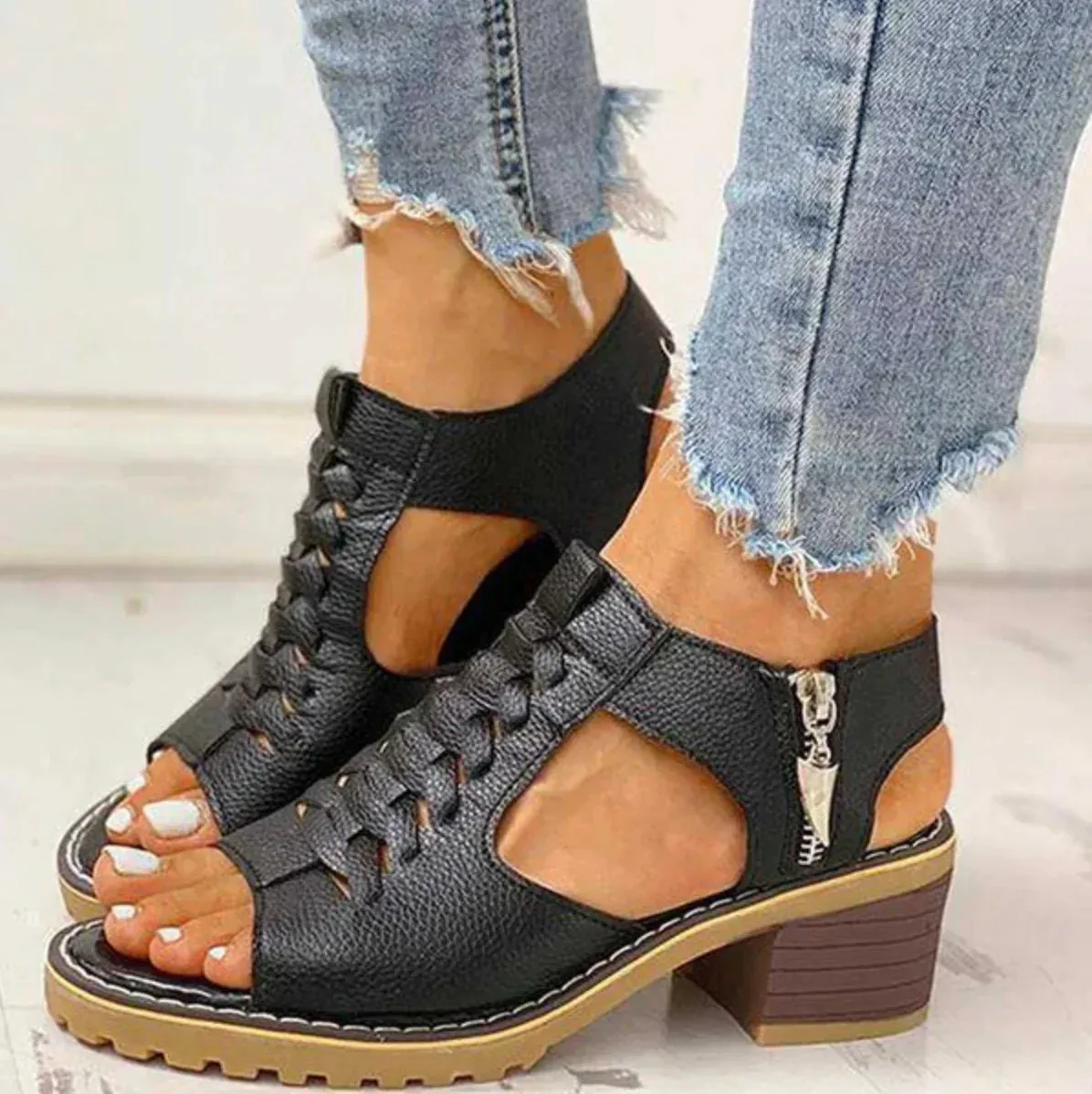 Women's Clip Toe Sandals